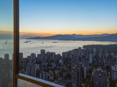 Outdoor Patio Photo of 5103 1033 Nelson Street, Vancouver, BC