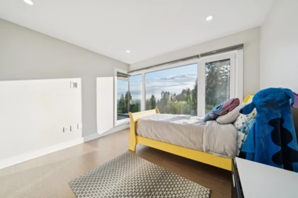 Garden / Landscaping Photo of 3980 Norwood Avenue, North Vancouver, BC