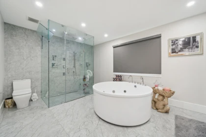 Mudroom Photo of 3980 Norwood Avenue, North Vancouver, BC