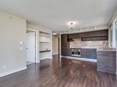 804 570 Emerson Street, Coquitlam, BC, Coquitlam — Apartment/Condo for sale