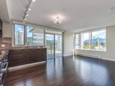 804 570 Emerson Street, Coquitlam, BC, Coquitlam — Apartment/Condo for sale