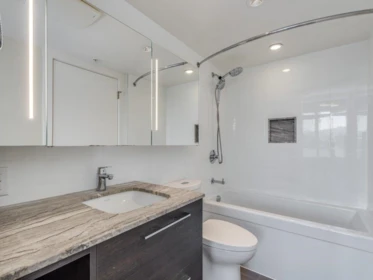 Primary Bathroom Photo of 804 570 Emerson Street, Coquitlam, BC