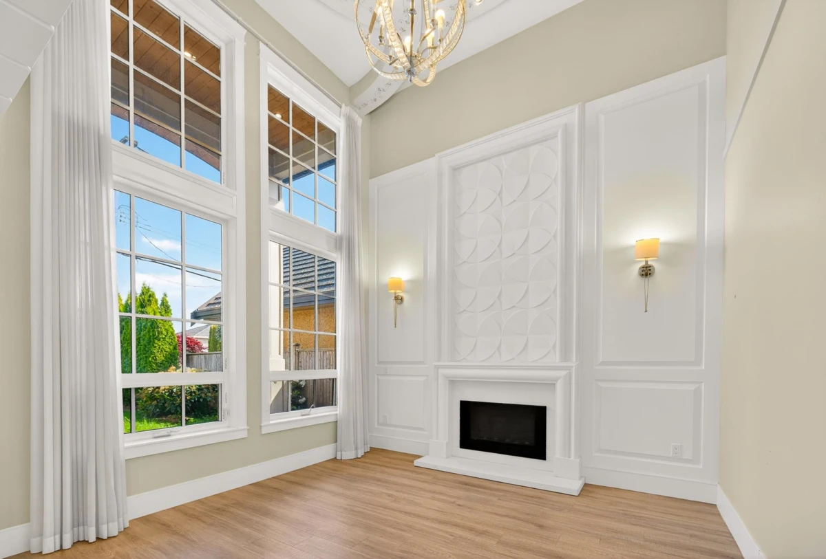Living Room Photo of 5028 Maple Road, Richmond, BC