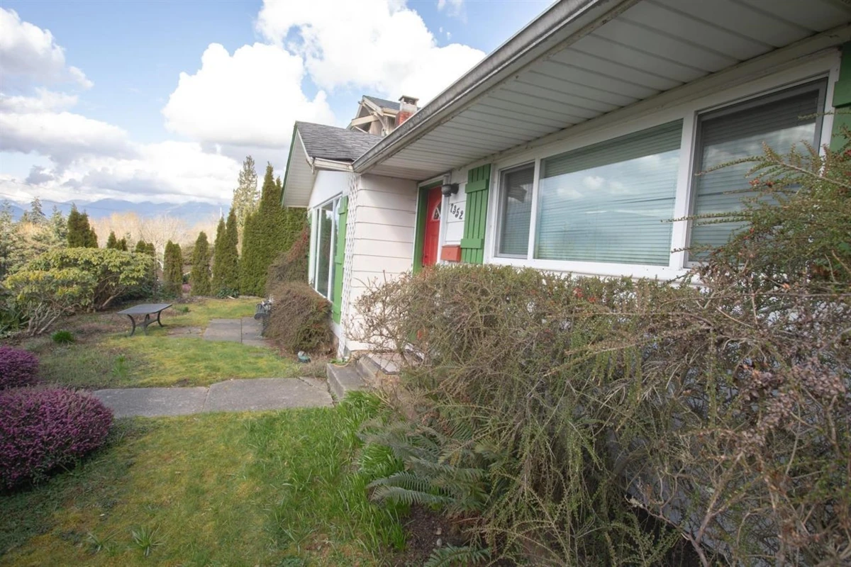 Family Room Photo of 7352 Barnet Road, Burnaby, BC