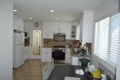 Kitchen Island Photo of 11275 72 Avenue, Delta, BC
