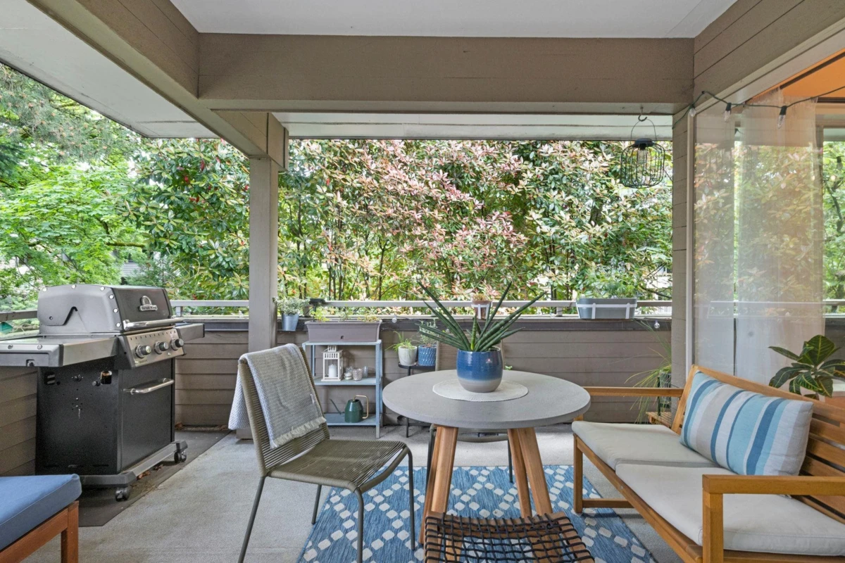 Family Room Photo of 304 1777 W 13th Avenue, Vancouver, BC