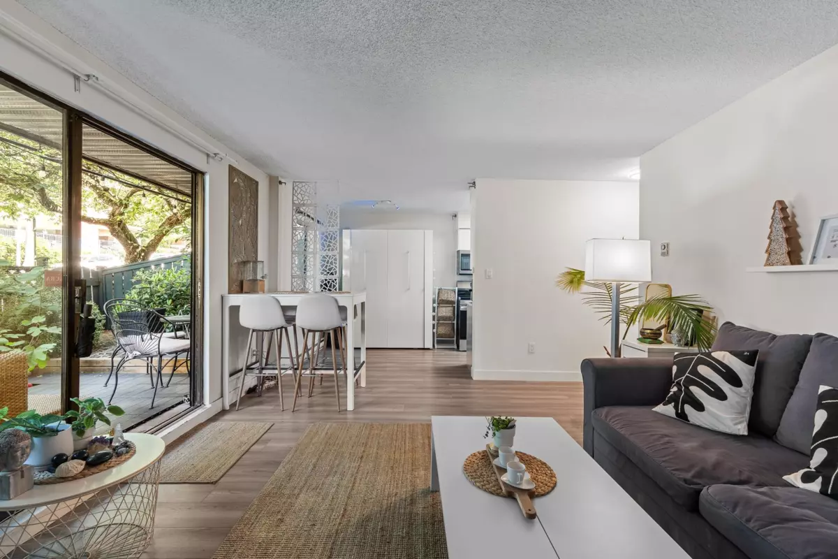 Dining Area Photo of 110 45 Fourth Street, New Westminster, BC