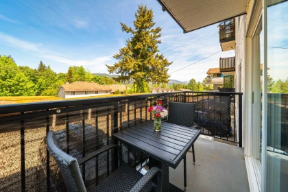 Kitchen Photo of 52 2002 Johns Street, Port Moody, BC