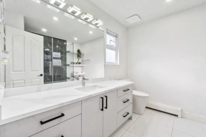 Mudroom Photo of 13288 62b Avenue, Surrey, BC