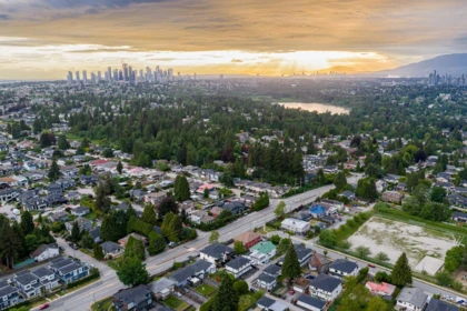 Backyard Photo of 2 6740 Canada Way, Burnaby, BC