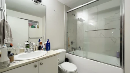 Powder Room Photo of 14171 77a Avenue, Surrey, BC