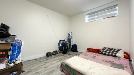 Walk-In Closet Photo of 14171 77a Avenue, Surrey, BC