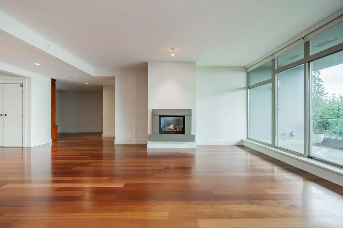 Family Room Photo of 502 3335 Cypress Place, West Vancouver, BC