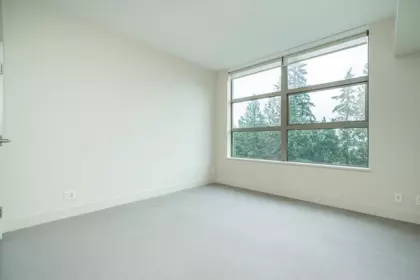 Guest Bathroom Photo of 502 3335 Cypress Place, West Vancouver, BC