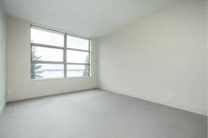 Walk-In Closet Photo of 502 3335 Cypress Place, West Vancouver, BC