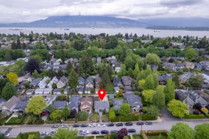 Front Yard Photo of 3425 W 8th Avenue, Vancouver, BC
