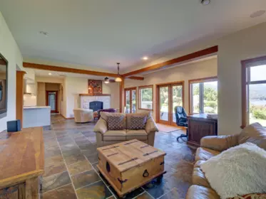 Hot Tub / Spa Photo of 6480 Shoreline Place, Sechelt, BC