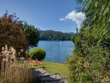 6480 Shoreline Place, Sechelt, BC, Sechelt — Single Family Residence for sale