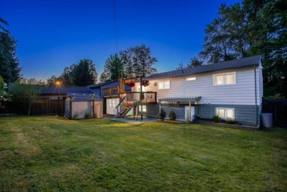 Garden / Landscaping Photo of 26680 33 Avenue, Langley, BC
