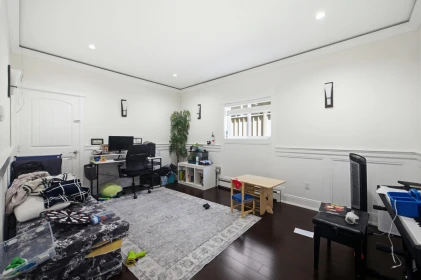 Basement Recreation Room Photo of 11903 97 Avenue, Surrey, BC