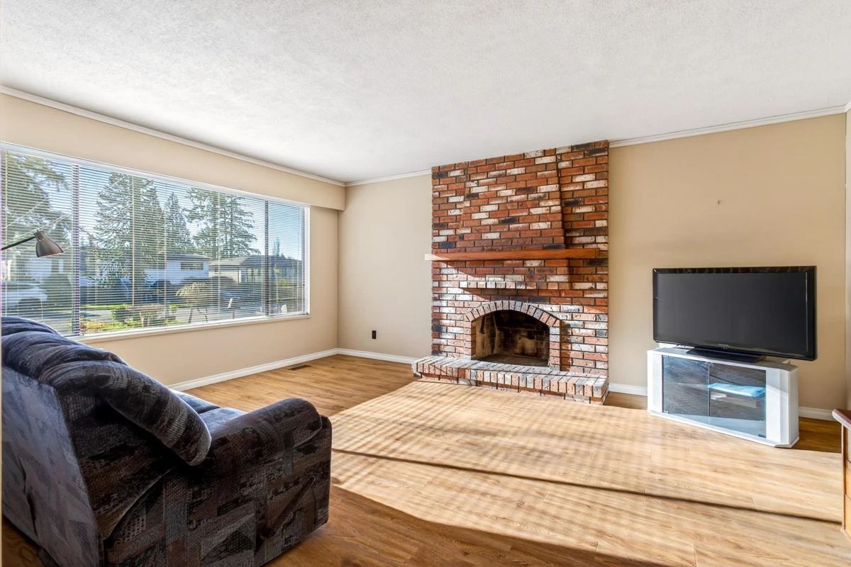 Dining Area Photo of 1347 Cornell Avenue, Coquitlam, BC