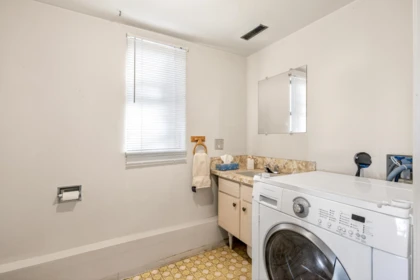 Guest Bathroom Photo of 1347 Cornell Avenue, Coquitlam, BC