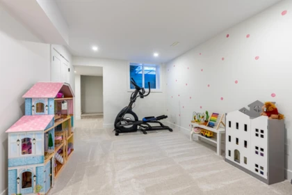 Basement Recreation Room Photo of 22872 76a Avenue, Langley, BC