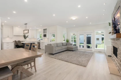 Kitchen Island Photo of 22872 76a Avenue, Langley, BC