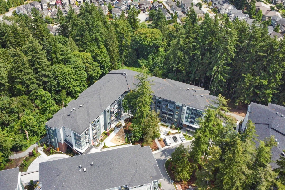 Family Room Photo of 314 3480 146a Street, Surrey, BC