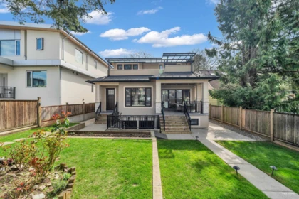 Swimming Pool Photo of 2149 W 46th Avenue, Vancouver, BC