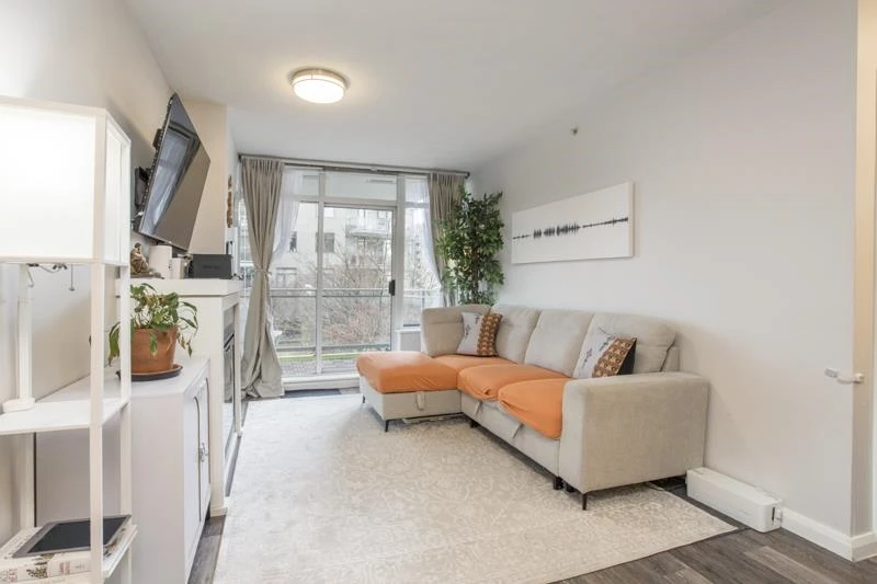 Family Room Photo of 1009 888 Carnarvon Street, New Westminster, BC