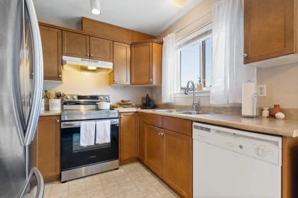 Kitchen Photo of 3 46345 Princess Avenue, Chilliwack, BC