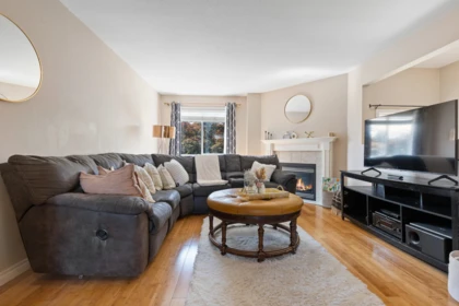 Primary Bedroom Photo of 3 46345 Princess Avenue, Chilliwack, BC