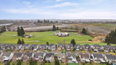 2112 Merlot Boulevard, Abbotsford, BC, Abbotsford — Single Family Residence for sale