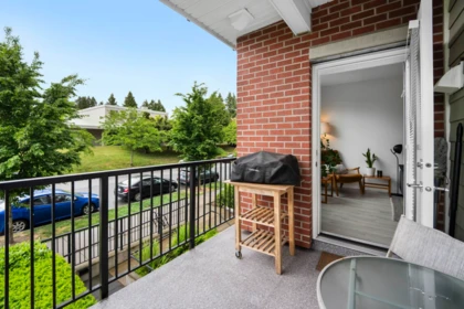 Front Yard Photo of 216 828 Gauthier Avenue, Coquitlam, BC