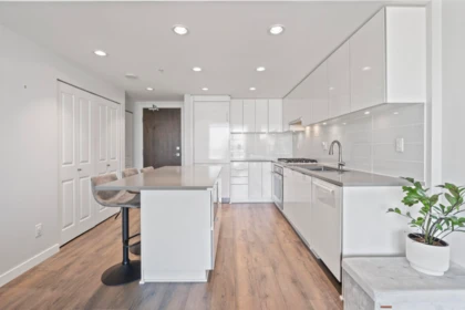 Pantry Photo of 3205 2388 Madison Avenue, Burnaby, BC