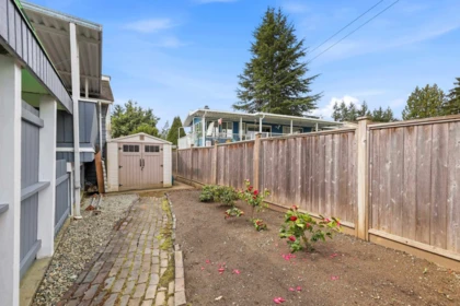 Garage Interior Photo of 11936 Wicklow Way, Maple Ridge, BC