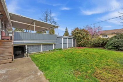 Outdoor Patio Photo of 11936 Wicklow Way, Maple Ridge, BC