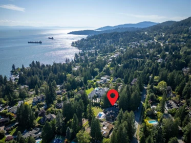 Fitness Center Photo Near 2980 Palmerston Avenue, West Vancouver, BC