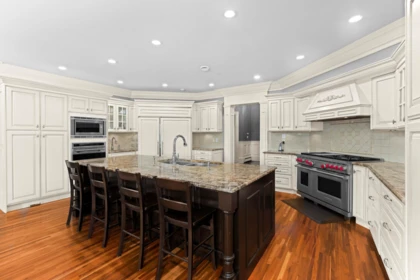 Pantry Photo of 2980 Palmerston Avenue, West Vancouver, BC