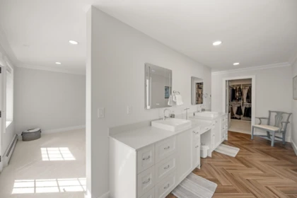 Laundry Room Photo of 5982 243 Street, Langley, BC