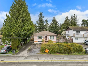 13627 Hilton Road, Surrey, BC, Surrey — Single Family Residence for sale