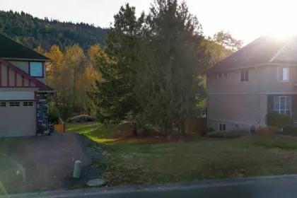 Breakfast Nook Photo of 44510 Mclaren Drive, Chilliwack, BC