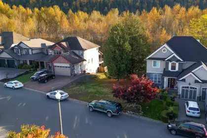 Primary Bedroom Photo of 44510 Mclaren Drive, Chilliwack, BC