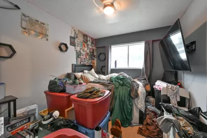 Hallway Photo of 2436 RIDEAU STREET, Abbotsford BC V2T 3N4