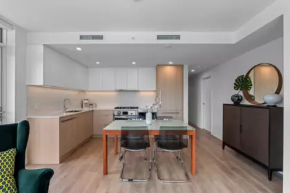 Kitchen Photo of 1302 318 Alderson Avenue, Coquitlam, BC