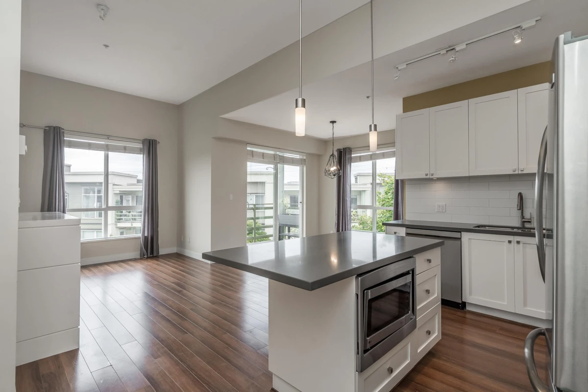 Family Room Photo of 407 15850 26th Avenue, Surrey, BC