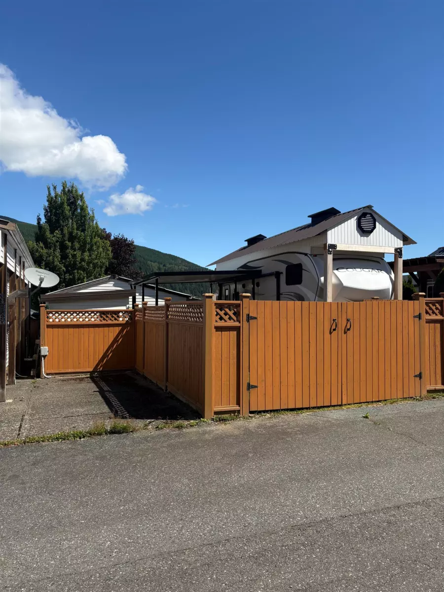 Exterior Rear Photo of 60 1436 Frost Road, Cultus Lake, BC