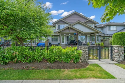 132 12040 68 Avenue, Surrey, BC, Surrey — Townhouse for sale