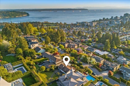 Fitness Center Photo Near 982 Braeside Street, West Vancouver, BC